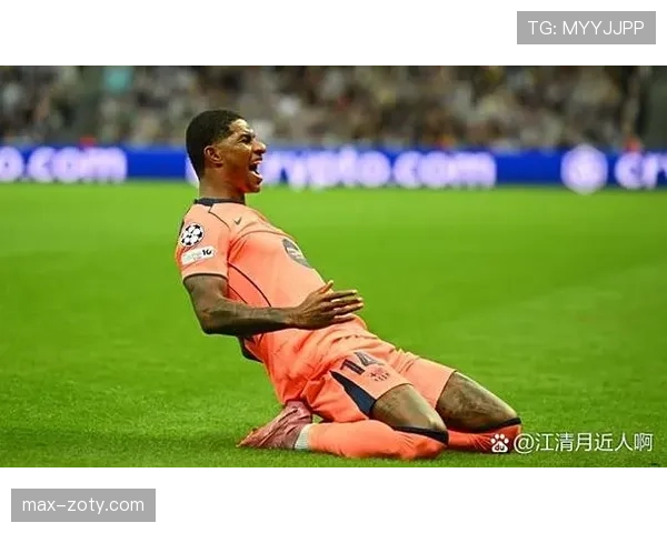 拉什福德在曼联体系中的战术定位解析