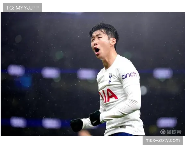 孙兴慜与萨拉赫反击角色分化：边路内切 vs 中路终结